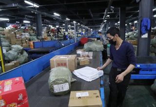 covid19-chinese-parcel-sorting.jpg